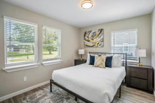 Lower level at The Hideaway - 7