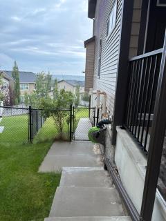 Cozy Getaway close to City Heart 5 min from highway-1 - 6