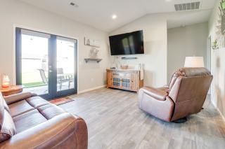 Walk to Moses Lake! Family Home with Fenced Yard - 0