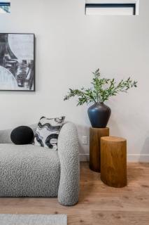 Smart Amenities & Modern Charm – Houston Studio! - 8