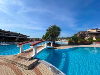 Ambra Apt - Accesso a 3 piscine a 200m dal Lago - 0