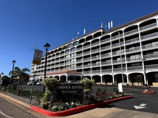 Lahaina Studio: Beachfront, Mountain View, Hot Tub - 7