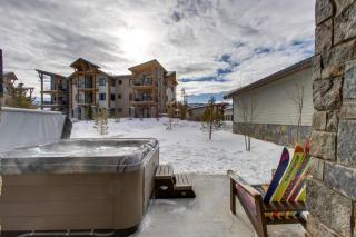 Modern Elk Creek Condo with Hot Tub and Heated Floors - 9