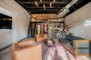 Maltby Motors 1 - The Americano Loft near Downtown - 0