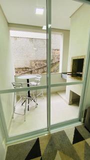 Apartamento á 50m do mar com piscina em Jurere internacional - 3