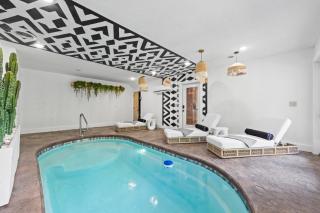 Cabana del Cielo - Luxury Smoky Mountain Retreat with Pool and Game Room - 4