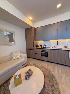 Luxury View-Walk to beach! - 8