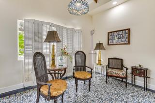 2 Mi to Ybor City Eclectic Tampa Charmer! - 3