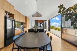 Seafront, Sauna, Architecture The Surf Nest Full House -  - 1
