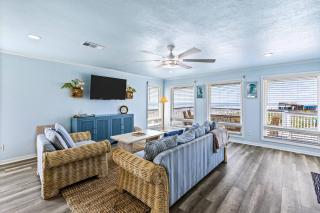 Echoing Pearl: Beach Access! - 3