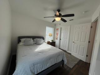 Fully Furnished 2 bedroom - 8