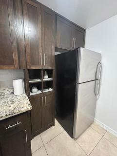 Fully Furnished 2 bedroom - 1