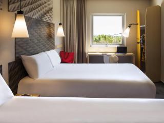 Ibis Mazatlan Marina - 1