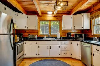 Private Spring-Fed Pond Idyllic Shrewsbury Cabin! - 1