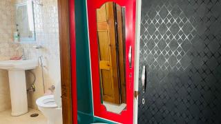 Luxury lodge homestay - 2