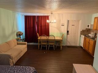 THE FLORIDIAN INN - 2