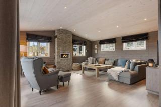 Mosetra2038 by Vacationtrysil - 7