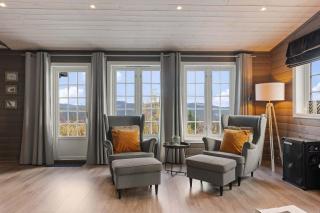 Mosetra2038 by Vacationtrysil - 2