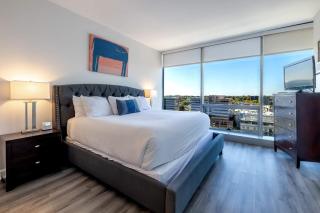 Chic Stamford Apartment - Walk to Train & Entertainment - 4