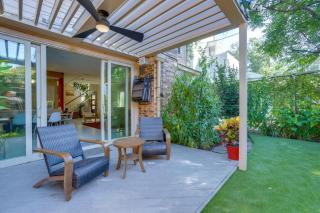 Remote-Work Friendly Houston Home with Backyard! - 8