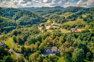 The Great Bear Lodge - 2