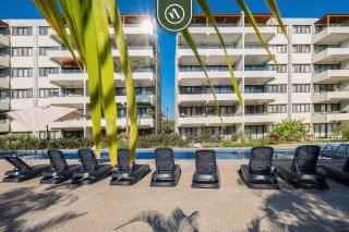 2BR Condo with Private Terrace - Near to the Beach - 0