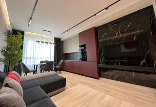 Modern New Renovated 1 Bedroom & Balcony with a Stunning View, By Repubic Square, Center - 4