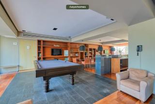 Luxury 2BR Condo in Marina - Pool - Zen Rooftop - 0