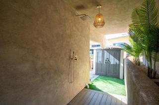 New Luxe Riverfront Home, Launch & Dock, Gamerooms - 8