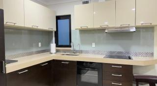 Big & Luxury 2 Bedroom Condo on 5th Ave, King Bed, 2 Baths, Steps from the beach - 1