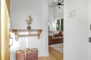 Modern Cabin Retreat Easy Drive to Canton and Tyler - 5