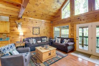 Hot Tub and Pool Table Secluded Seiverville Cabin - 6