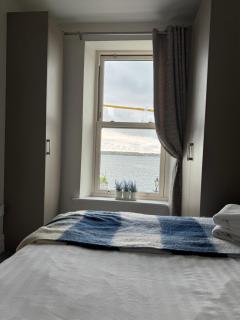 Unit 5 Stunning Oceanview Apartment - 0
