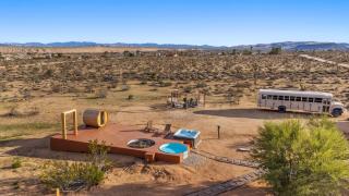 Secluded-jt-spa-pool-firepit-sauna-game Room! - 9