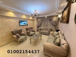 شقة 201 سوبر لوكس بجوار البازارالجديد وعلوش وسوق السمك وسط المدينه - 2