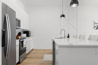 NEW Casa Sol - Luxury Townhome In Prime Location - 2