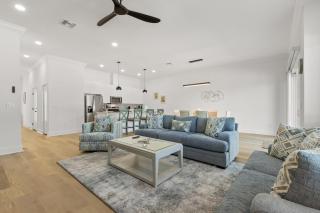 NEW Casa Cielo - Gorgeous Newly Built Tampa Home - 5