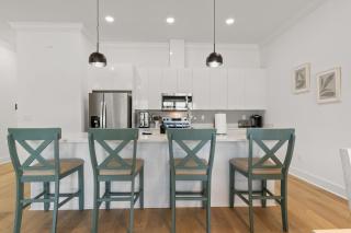 NEW Casa Cielo - Gorgeous Newly Built Tampa Home - 4