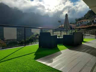 Hillslope House - 9
