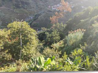 Hillslope House - 7