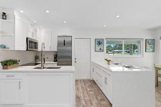 Little Palm Cottage - 1