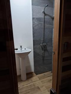 Piezas estilo departamento en casa Pucón - 4