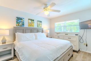 Siesta Key Exclusive Beachside Compound 3 Units - 2