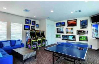 Amazing 3 Bedroom Townhouse with indoor pool - 7