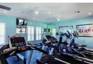 Amazing 3 Bedroom Townhouse with indoor pool - 6