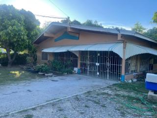 Livi's Hide-Away! - 8