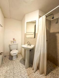 Alojamiento tranquilo en Casa con Piscina - 5