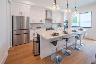 2440 Arlington Park Luxury House - 8