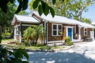 Historic Bayshore Cottage walk to Bay & Ringling - 6