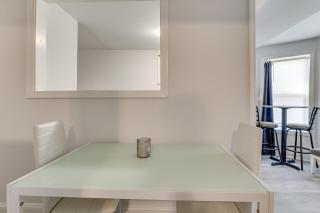 Less Than 2 Mi to UMass Health and Dtwn Traveling Pros Hub - 2